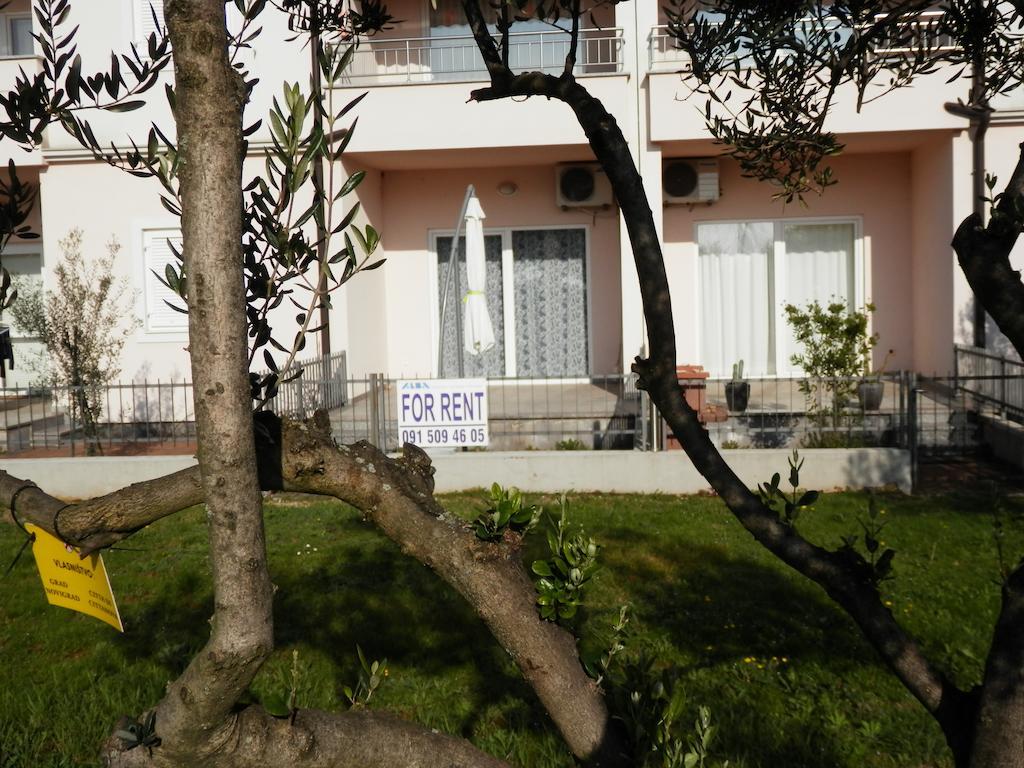 Apartments Nautica Novigrad Istria Habitación foto
